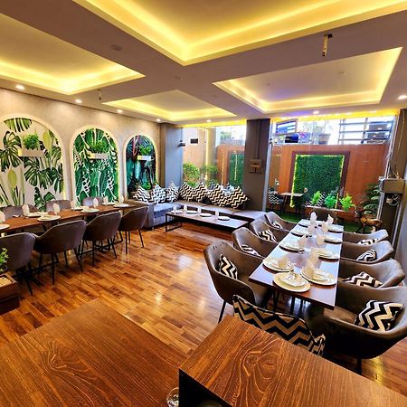 Motorway Majesty Suites Islamabad - Near Islamabad International Airport And Motorway Exteriör bild