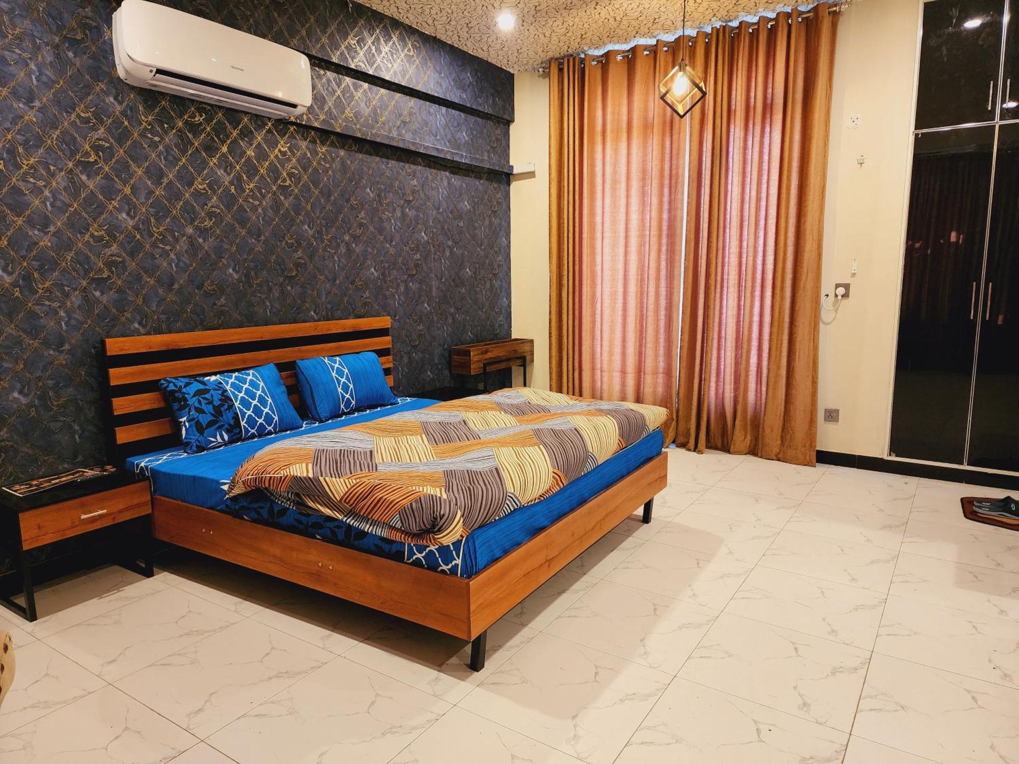 Motorway Majesty Suites Islamabad - Near Islamabad International Airport And Motorway Exteriör bild