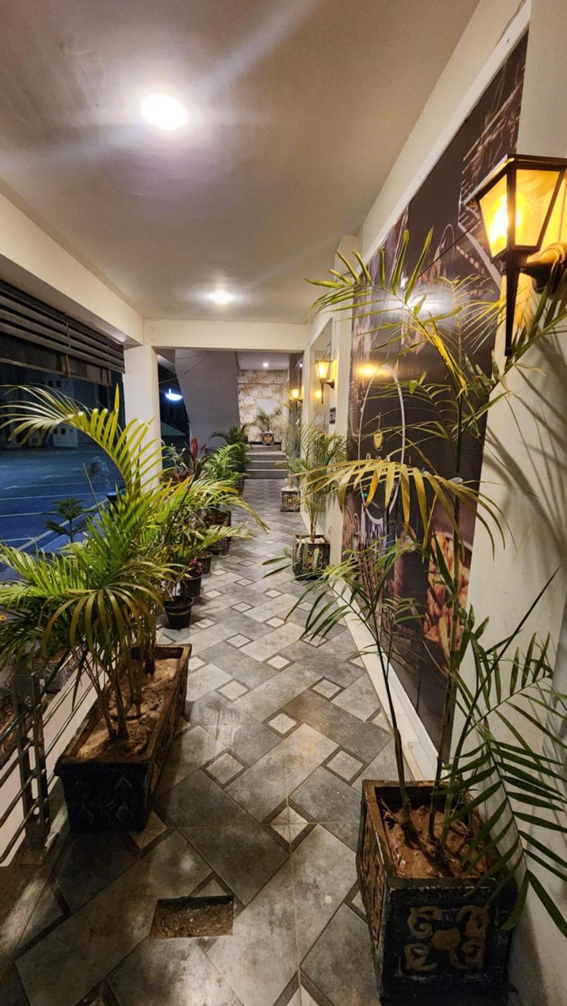 Motorway Majesty Suites Islamabad - Near Islamabad International Airport And Motorway Exteriör bild