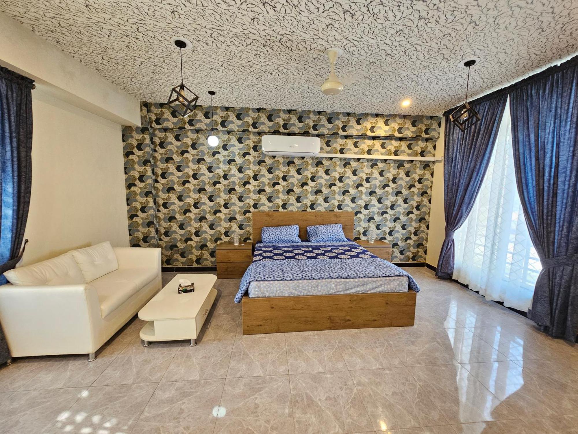 Motorway Majesty Suites Islamabad - Near Islamabad International Airport And Motorway Exteriör bild