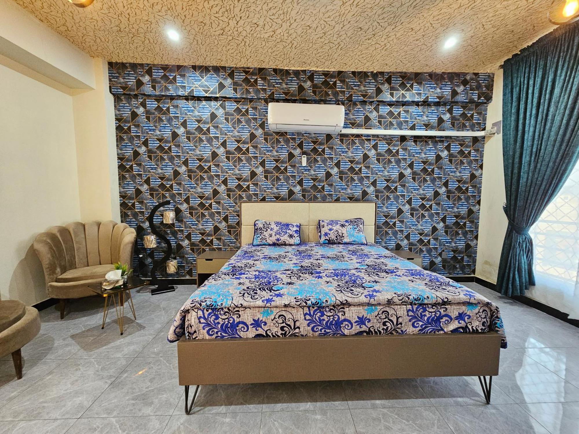 Motorway Majesty Suites Islamabad - Near Islamabad International Airport And Motorway Exteriör bild